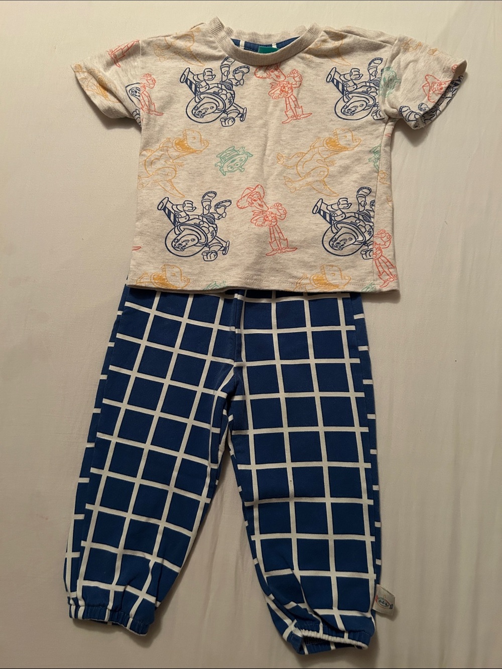 Toy Story 18 months matching set